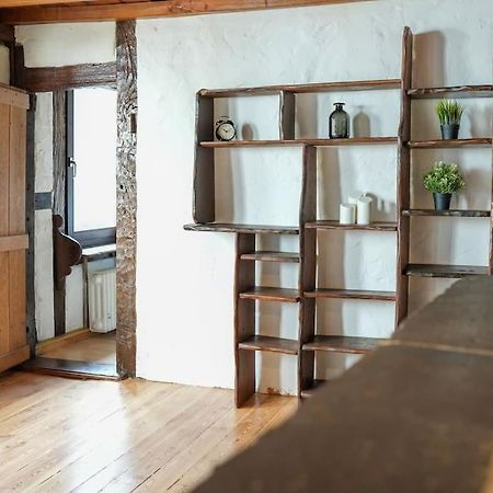 Charmante Fachwerk Wohnung Mit Terrasse In Der Altstadt Coblença Exterior foto