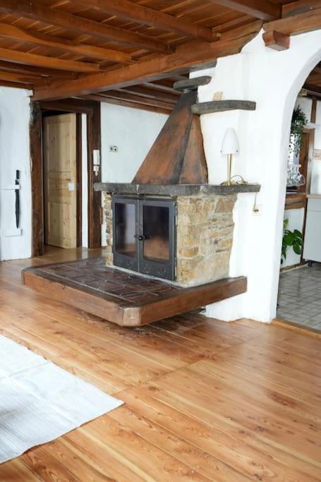 Charmante Fachwerk Wohnung Mit Terrasse In Der Altstadt Coblença Exterior foto